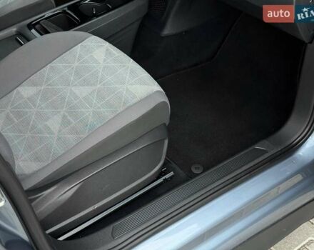 Сірий Фольксваген ID.3, об'ємом двигуна 0 л та пробігом 93 тис. км за 15999 $, фото 56 на Automoto.ua