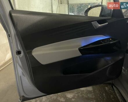 Серый Фольксваген ID.3, объемом двигателя 0 л и пробегом 116 тыс. км за 18500 $, фото 26 на Automoto.ua