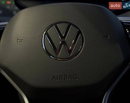 Серый Фольксваген ID.3, объемом двигателя 0 л и пробегом 33 тыс. км за 17500 $, фото 32 на Automoto.ua