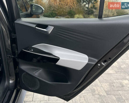 Серый Фольксваген ID.3, объемом двигателя 0 л и пробегом 175 тыс. км за 15799 $, фото 92 на Automoto.ua