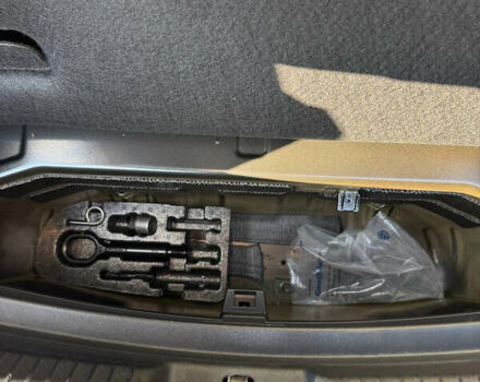 Серый Фольксваген ID.3, объемом двигателя 0 л и пробегом 138 тыс. км за 16300 $, фото 17 на Automoto.ua