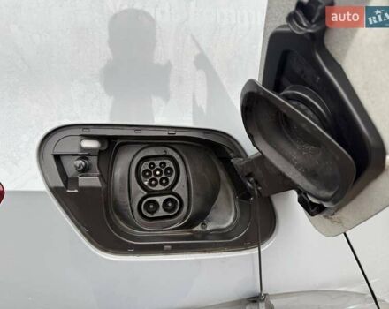 Серый Фольксваген ID.3, объемом двигателя 0 л и пробегом 227 тыс. км за 13100 $, фото 18 на Automoto.ua