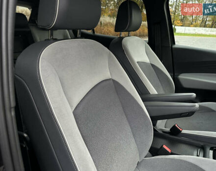 Серый Фольксваген ID.3, объемом двигателя 0 л и пробегом 175 тыс. км за 15799 $, фото 88 на Automoto.ua