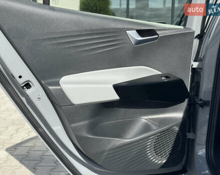 Сірий Фольксваген ID.3, об'ємом двигуна 0 л та пробігом 36 тис. км за 17999 $, фото 33 на Automoto.ua