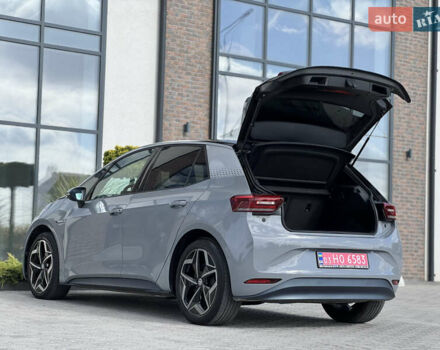 Сірий Фольксваген ID.3, об'ємом двигуна 0 л та пробігом 36 тис. км за 17999 $, фото 15 на Automoto.ua