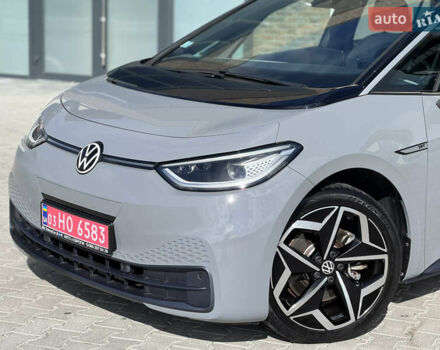 Сірий Фольксваген ID.3, об'ємом двигуна 0 л та пробігом 36 тис. км за 17999 $, фото 6 на Automoto.ua