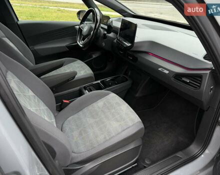 Серый Фольксваген ID.3, объемом двигателя 0 л и пробегом 133 тыс. км за 15400 $, фото 27 на Automoto.ua