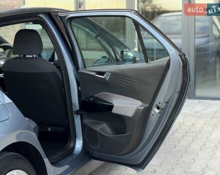 Сірий Фольксваген ID.3, об'ємом двигуна 0 л та пробігом 93 тис. км за 15999 $, фото 61 на Automoto.ua