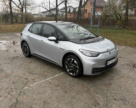 Серый Фольксваген ID.3, объемом двигателя 0 л и пробегом 40 тыс. км за 18500 $, фото 2 на Automoto.ua