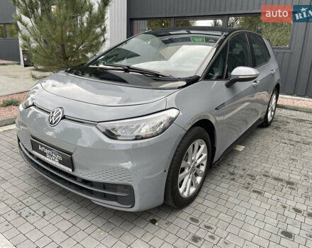 Фольксваген ID.3 2022 у Рівному на Automoto.ua Сірий Фольксваген ID.3, об'ємом двигуна 0 л та пробігом 32 тис. км за 18300 $, фото 1 на Automoto.ua