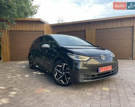 Фольксваген ID.3 2022 в Кривом Роге на Automoto.ua Серый Фольксваген ID.3, объемом двигателя 0 л и пробегом 110 тыс. км за 18300 $, фото 25 на Automoto.ua