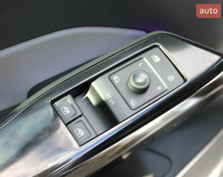 Серый Фольксваген ID.3, объемом двигателя 0 л и пробегом 14 тыс. км за 19600 $, фото 40 на Automoto.ua