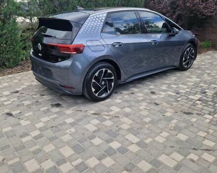 Фольксваген ID.3 2023 в Днепре (Днепропетровске) на Automoto.ua Серый Фольксваген ID.3, объемом двигателя 0 л и пробегом 16 тыс. км за 16200 $, фото 1 на Automoto.ua