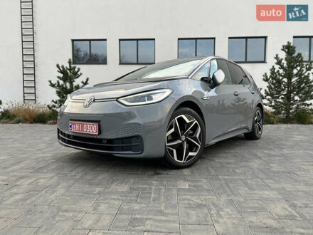 Серый Фольксваген ID.3, объемом двигателя 0 л и пробегом 117 тыс. км за 17300 $, фото 1 на Automoto.ua