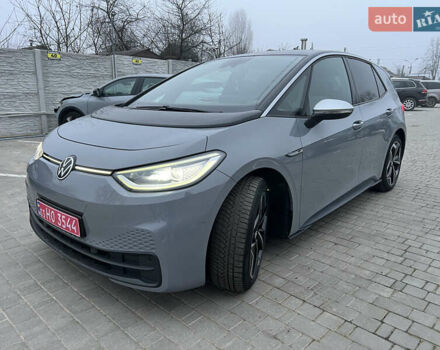 Серый Фольксваген ID.3, объемом двигателя 0 л и пробегом 130 тыс. км за 15000 $, фото 1 на Automoto.ua