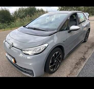 Серый Фольксваген ID.3, объемом двигателя 0 л и пробегом 171 тыс. км за 16500 $, фото 1 на Automoto.ua