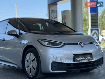 Фольксваген ID.3 2020 у Миколаєві на Automoto.ua Сірий Фольксваген ID.3, об'ємом двигуна 0 л та пробігом 115 тис. км за 17999 $, фото 1 на Automoto.ua