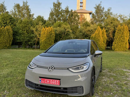 Фольксваген ID.3 2020 у Івано-Франківську на Automoto.ua Сірий Фольксваген ID.3, об'ємом двигуна 0 л та пробігом 103 тис. км за 15490 $, фото 1 на Automoto.ua