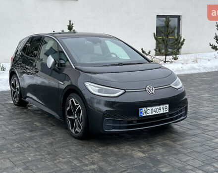Серый Фольксваген ID.3, объемом двигателя 0 л и пробегом 122 тыс. км за 17499 $, фото 1 на Automoto.ua