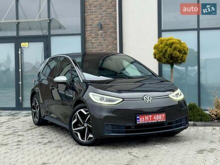 Серый Фольксваген ID.3, объемом двигателя 0 л и пробегом 100 тыс. км за 16999 $, фото 1 на Automoto.ua