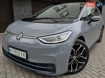 Серый Фольксваген ID.3, объемом двигателя 0 л и пробегом 125 тыс. км за 16499 $, фото 1 на Automoto.ua