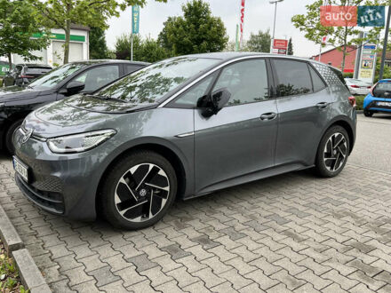 Фольксваген ID.3 2021 у Ужгороді на Automoto.ua Сірий Фольксваген ID.3, об'ємом двигуна 0 л та пробігом 28 тис. км за 18280 $, фото 1 на Automoto.ua