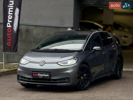 Серый Фольксваген ID.3, объемом двигателя 0 л и пробегом 47 тыс. км за 19999 $, фото 1 на Automoto.ua