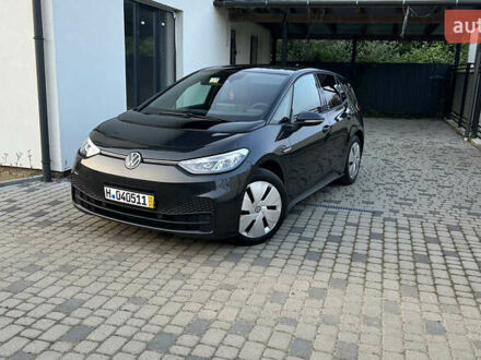 Фольксваген ID.3 2023 в Мукачеве на Automoto.ua Серый Фольксваген ID.3, объемом двигателя 0 л и пробегом 46 тыс. км за 19499 $, фото 1 на Automoto.ua