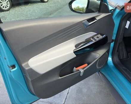 Фольксваген ID.3 2020 в Ровно на Automoto.ua Синий Фольксваген ID.3, объемом двигателя 0 л и пробегом 56 тыс. км за 16500 $, фото 5 на Automoto.ua