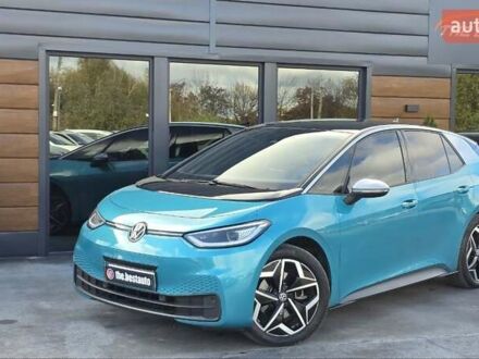 Фольксваген ID.3 2020 в Ровно на Automoto.ua Синий Фольксваген ID.3, объемом двигателя 0 л и пробегом 56 тыс. км за 16500 $, фото 1 на Automoto.ua