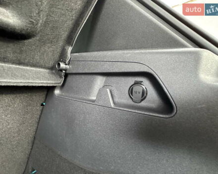 Зеленый Фольксваген ID.3, объемом двигателя 0 л и пробегом 18 тыс. км за 18999 $, фото 104 на Automoto.ua