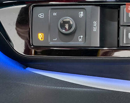 Зеленый Фольксваген ID.3, объемом двигателя 0 л и пробегом 117 тыс. км за 18250 $, фото 18 на Automoto.ua