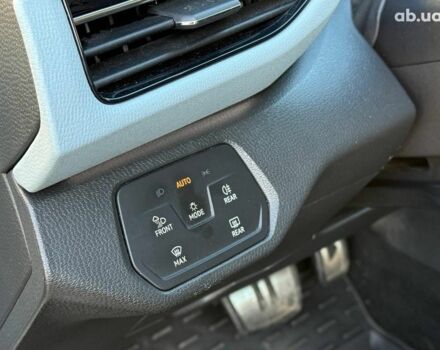 Білий Фольксваген ID.4, об'ємом двигуна 0 л та пробігом 47 тис. км за 22940 $, фото 13 на Automoto.ua