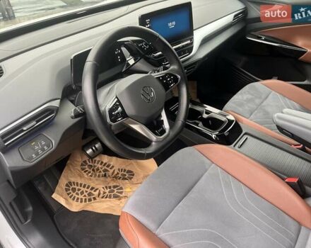 Белый Фольксваген ID.4, объемом двигателя 0 л и пробегом 108 тыс. км за 21500 $, фото 12 на Automoto.ua