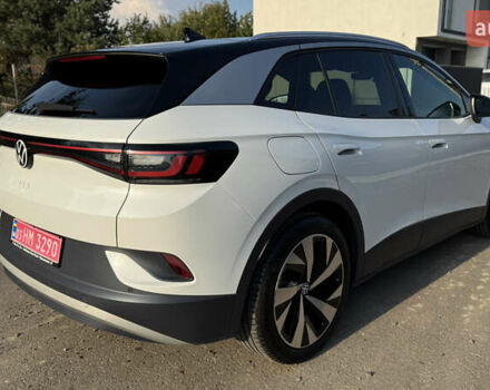 Белый Фольксваген ID.4, объемом двигателя 0 л и пробегом 131 тыс. км за 22500 $, фото 5 на Automoto.ua
