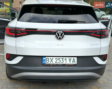 Белый Фольксваген ID.4, объемом двигателя 0 л и пробегом 43 тыс. км за 22900 $, фото 2 на Automoto.ua