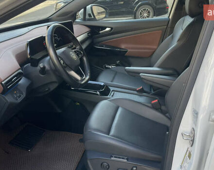 Білий Фольксваген ID.4, об'ємом двигуна 0 л та пробігом 17 тис. км за 25000 $, фото 11 на Automoto.ua