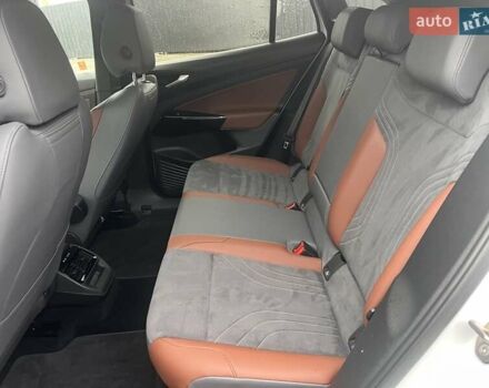 Белый Фольксваген ID.4, объемом двигателя 0 л и пробегом 108 тыс. км за 21500 $, фото 16 на Automoto.ua