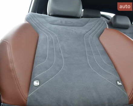 Белый Фольксваген ID.4, объемом двигателя 0 л и пробегом 113 тыс. км за 22350 $, фото 64 на Automoto.ua