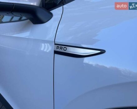 Білий Фольксваген ID.4, об'ємом двигуна 0 л та пробігом 230 тис. км за 21800 $, фото 7 на Automoto.ua