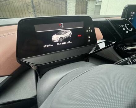 Белый Фольксваген ID.4, объемом двигателя 0 л и пробегом 69 тыс. км за 24500 $, фото 21 на Automoto.ua