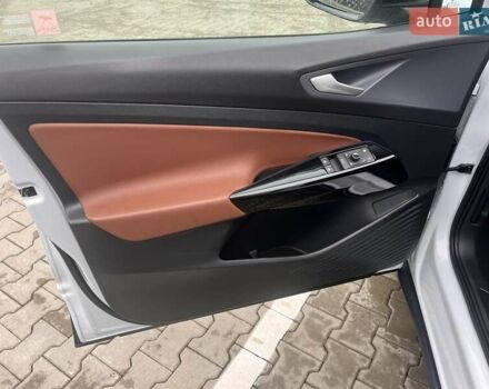 Белый Фольксваген ID.4, объемом двигателя 0 л и пробегом 108 тыс. км за 21500 $, фото 11 на Automoto.ua