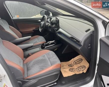 Белый Фольксваген ID.4, объемом двигателя 0 л и пробегом 108 тыс. км за 21500 $, фото 23 на Automoto.ua