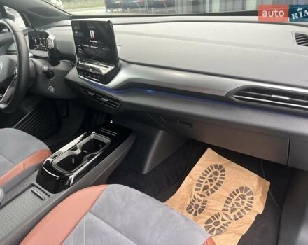 Белый Фольксваген ID.4, объемом двигателя 0 л и пробегом 108 тыс. км за 21500 $, фото 24 на Automoto.ua