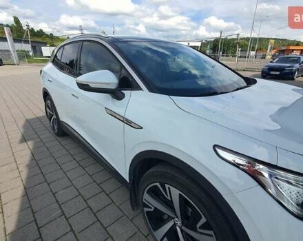 Белый Фольксваген ID.4, объемом двигателя 0 л и пробегом 16 тыс. км за 28900 $, фото 7 на Automoto.ua