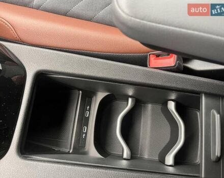 Белый Фольксваген ID.4, объемом двигателя 0 л и пробегом 108 тыс. км за 21500 $, фото 26 на Automoto.ua