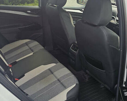 Білий Фольксваген ID.4, об'ємом двигуна 0 л та пробігом 60 тис. км за 23400 $, фото 7 на Automoto.ua