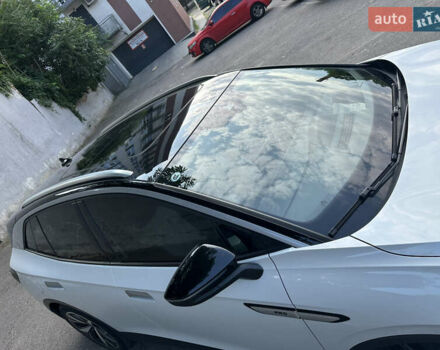 Белый Фольксваген ID.4, объемом двигателя 0 л и пробегом 61 тыс. км за 23600 $, фото 13 на Automoto.ua