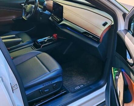 Белый Фольксваген ID.4, объемом двигателя 0 л и пробегом 88 тыс. км за 24500 $, фото 2 на Automoto.ua