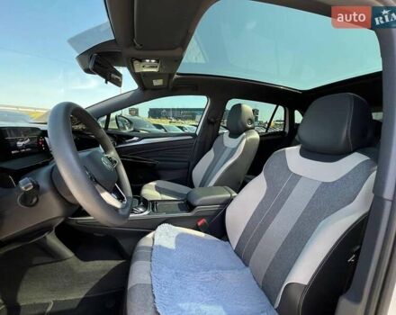 Белый Фольксваген ID.4, объемом двигателя 0 л и пробегом 87 тыс. км за 24790 $, фото 25 на Automoto.ua